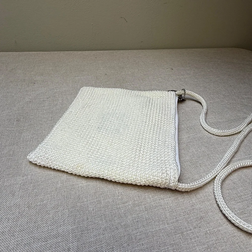 The Sak Ivory Cream Crochet Crossbody Bag Purse Clean